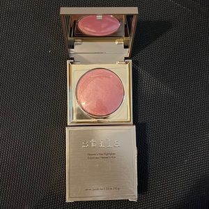 Still Heaven’s Hue Highlighter